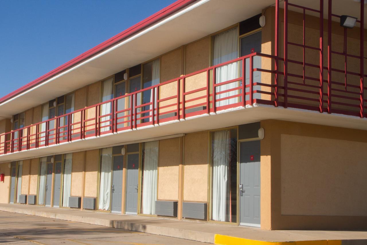 Executive Inn Ponca City Exterior foto